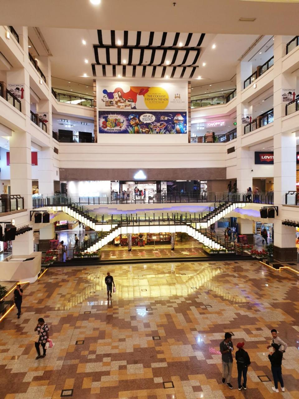 Kl Diamond Suites @times Square Apartment
